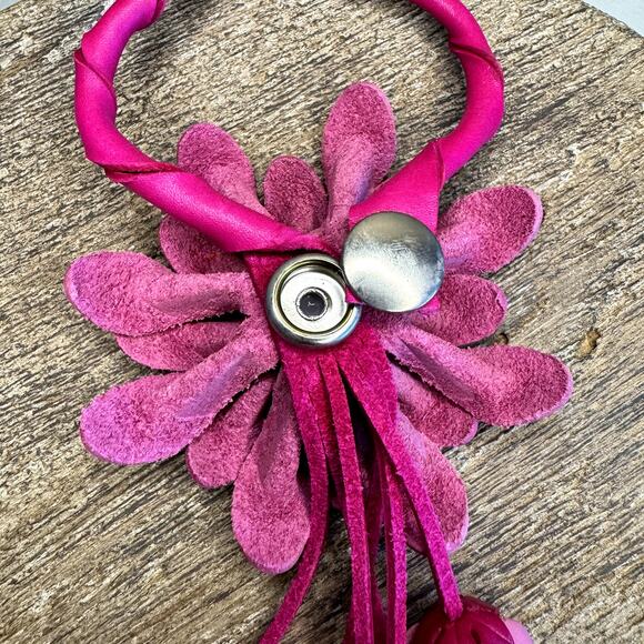 Leather Flower Purse Charm Genuine Leather Fall Daisy Bag Charm NEW FAST SHIP - Picture 5 of 8